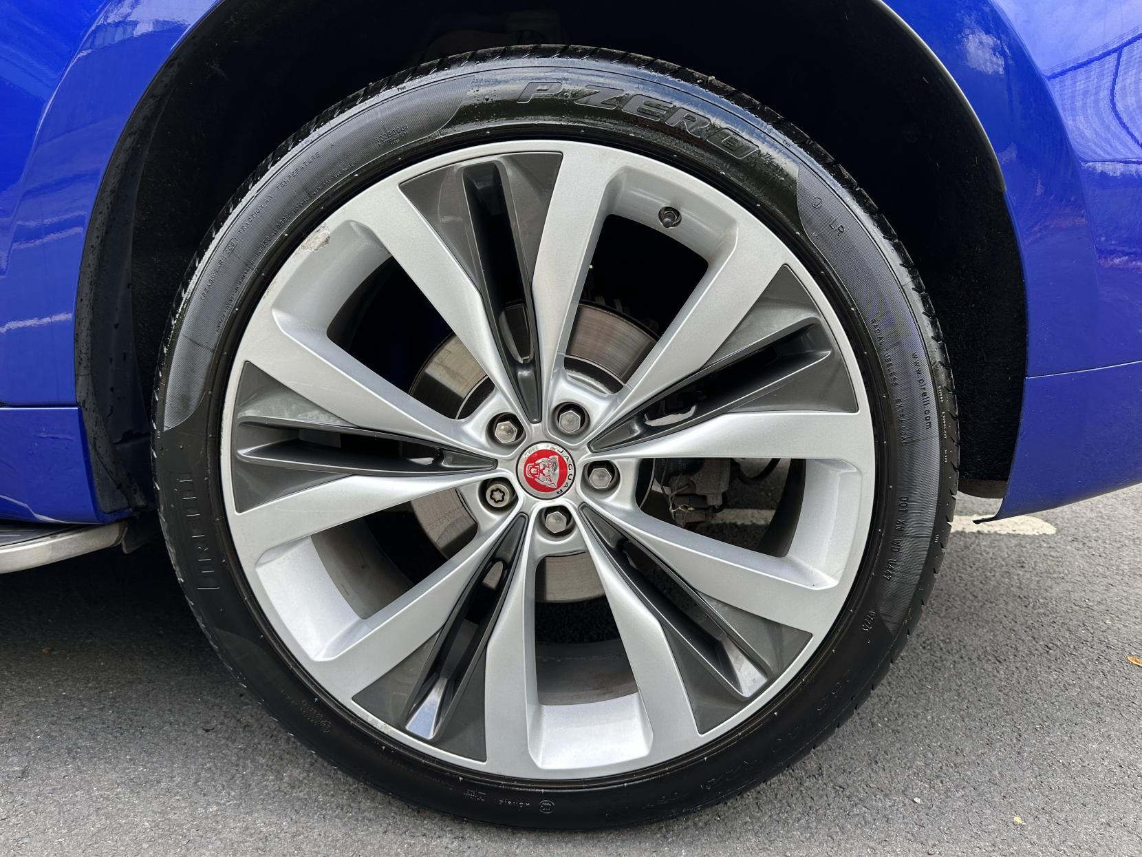 Jaguar F-PACE 2.0 D240 R-Sport SUV 5dr Diesel Auto AWD Euro 6 (s/s) (240 ps)