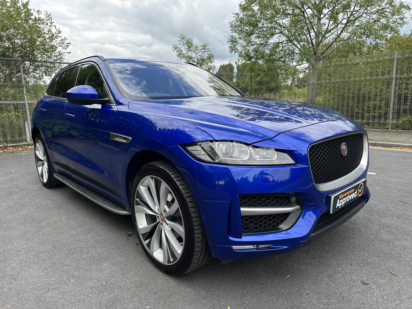 Jaguar F-PACE 2.0 D240 R-Sport SUV 5dr Diesel Auto AWD Euro 6 (s/s) (240 ps)