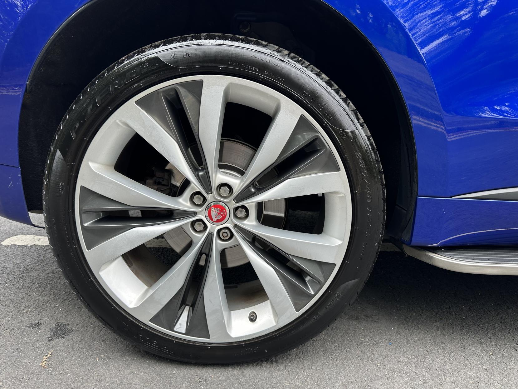 Jaguar F-PACE 2.0 D240 R-Sport SUV 5dr Diesel Auto AWD Euro 6 (s/s) (240 ps)