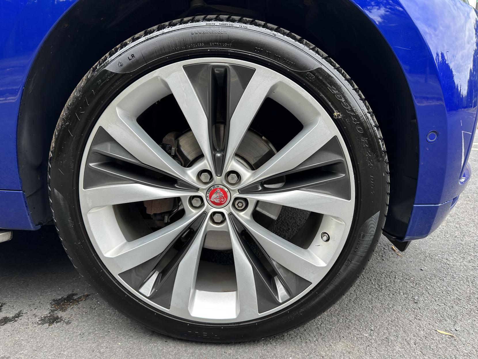Jaguar F-PACE 2.0 D240 R-Sport SUV 5dr Diesel Auto AWD Euro 6 (s/s) (240 ps)
