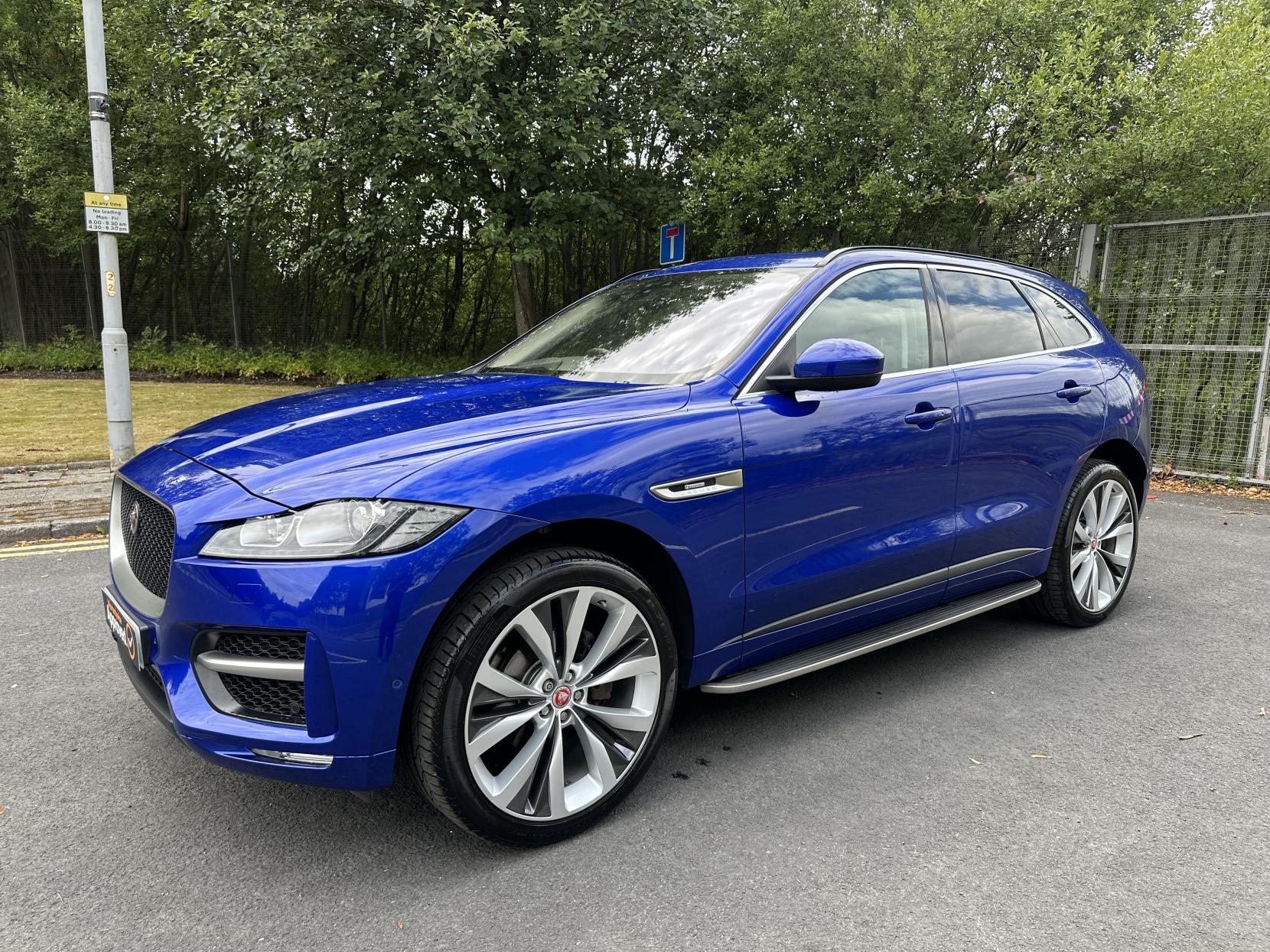 Jaguar F-PACE 2.0 D240 R-Sport SUV 5dr Diesel Auto AWD Euro 6 (s/s) (240 ps)