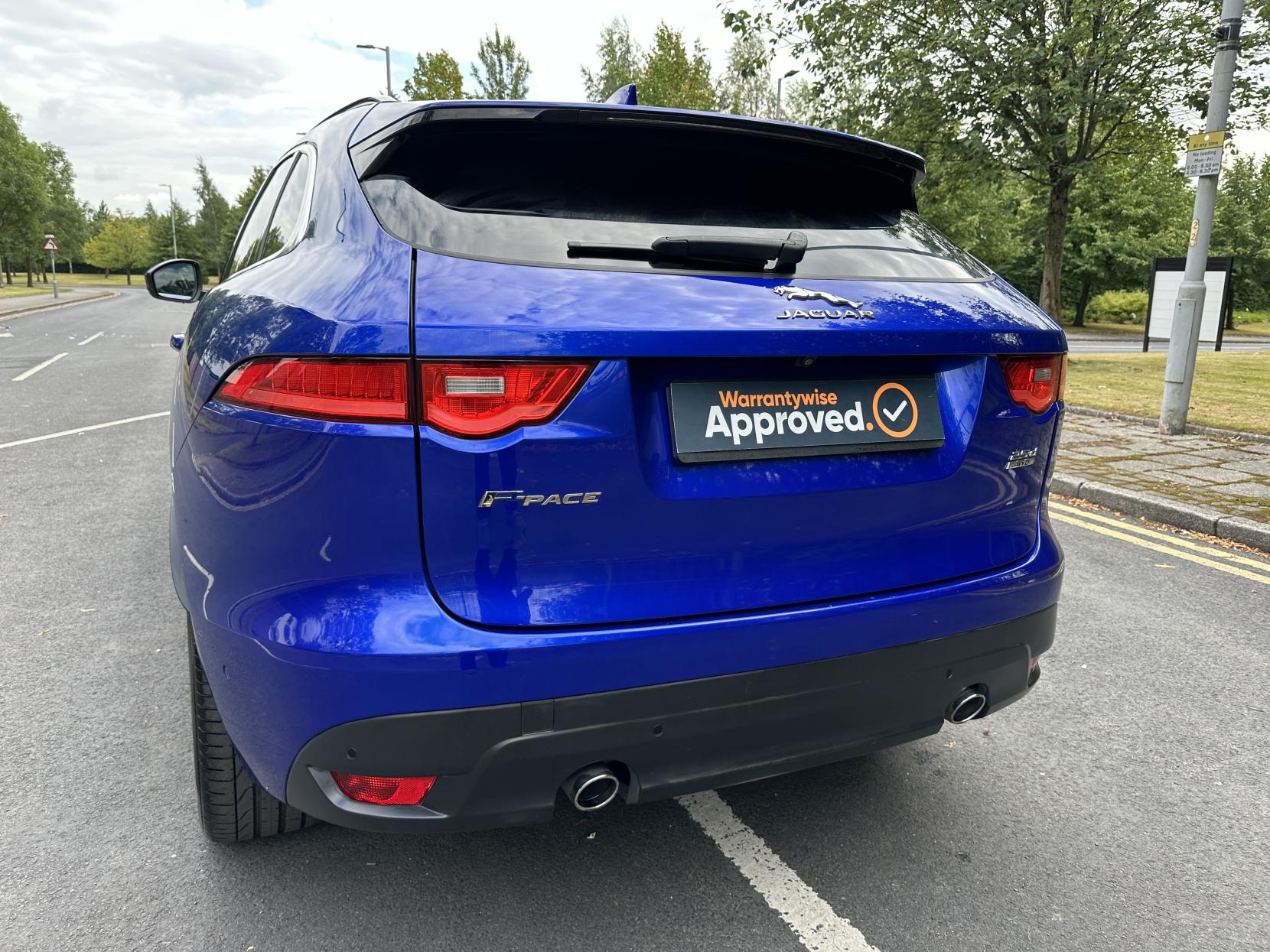Jaguar F-PACE 2.0 D240 R-Sport SUV 5dr Diesel Auto AWD Euro 6 (s/s) (240 ps)