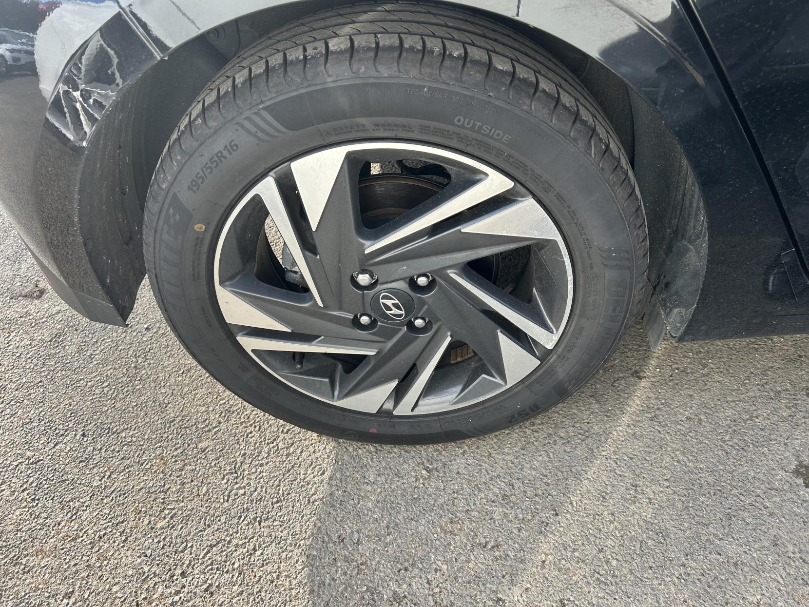 Hyundai i20 1.0 T-GDi MHEV SE Connect Hatchback 5dr Petrol Hybrid Manual Euro 6 (s/s) (100 ps)