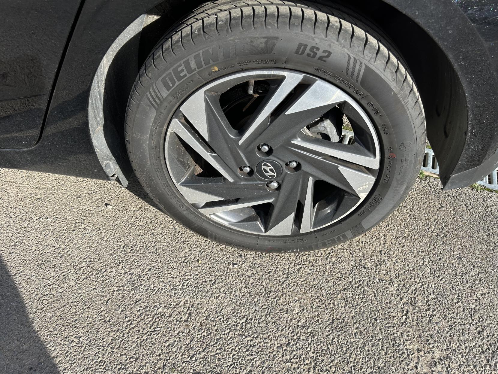 Hyundai i20 1.0 T-GDi MHEV SE Connect Hatchback 5dr Petrol Hybrid Manual Euro 6 (s/s) (100 ps)
