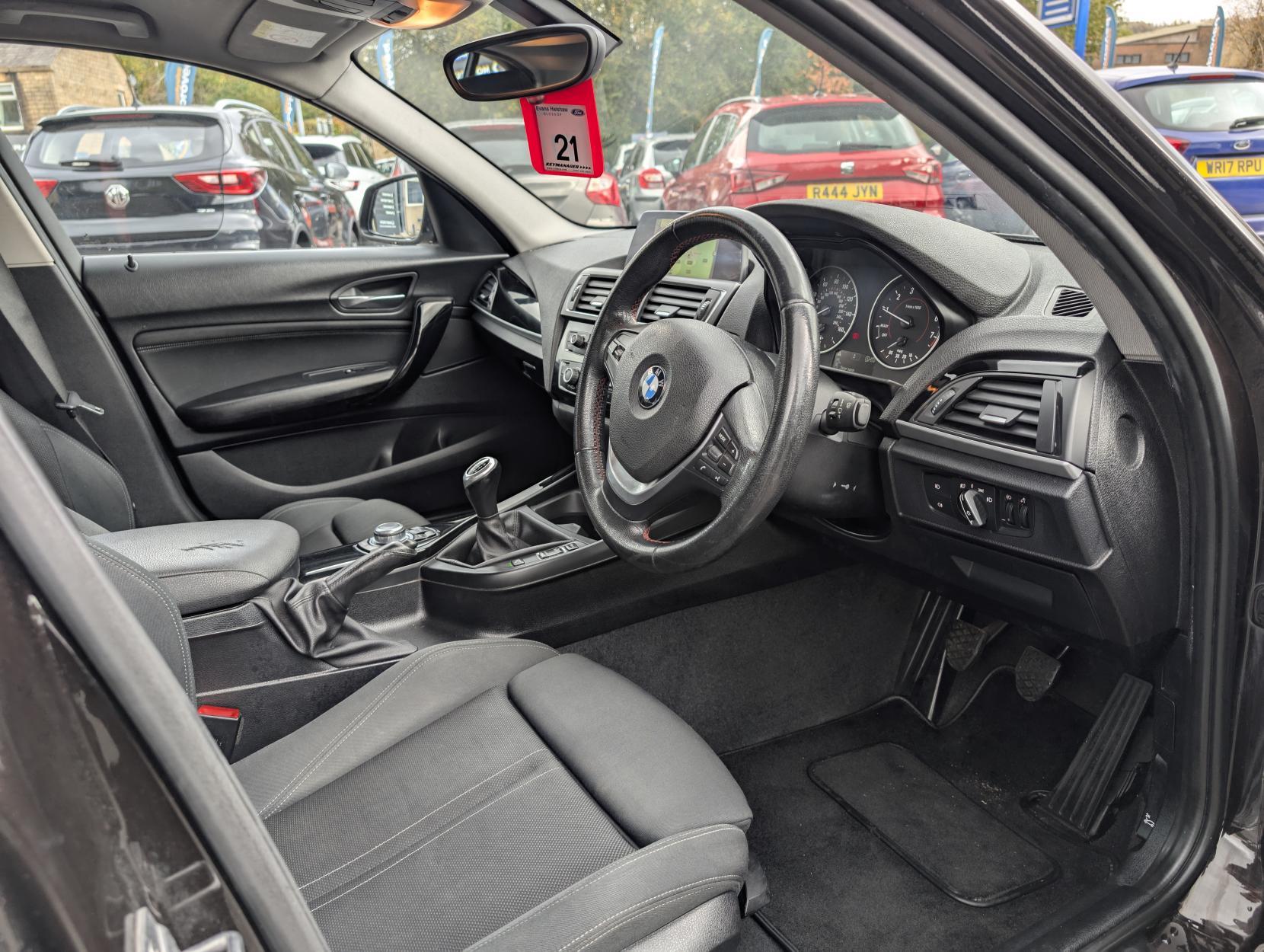 BMW 1 Series 1.5 118i Sport Hatchback 5dr Petrol Manual Euro 6 (s/s) (136 ps)