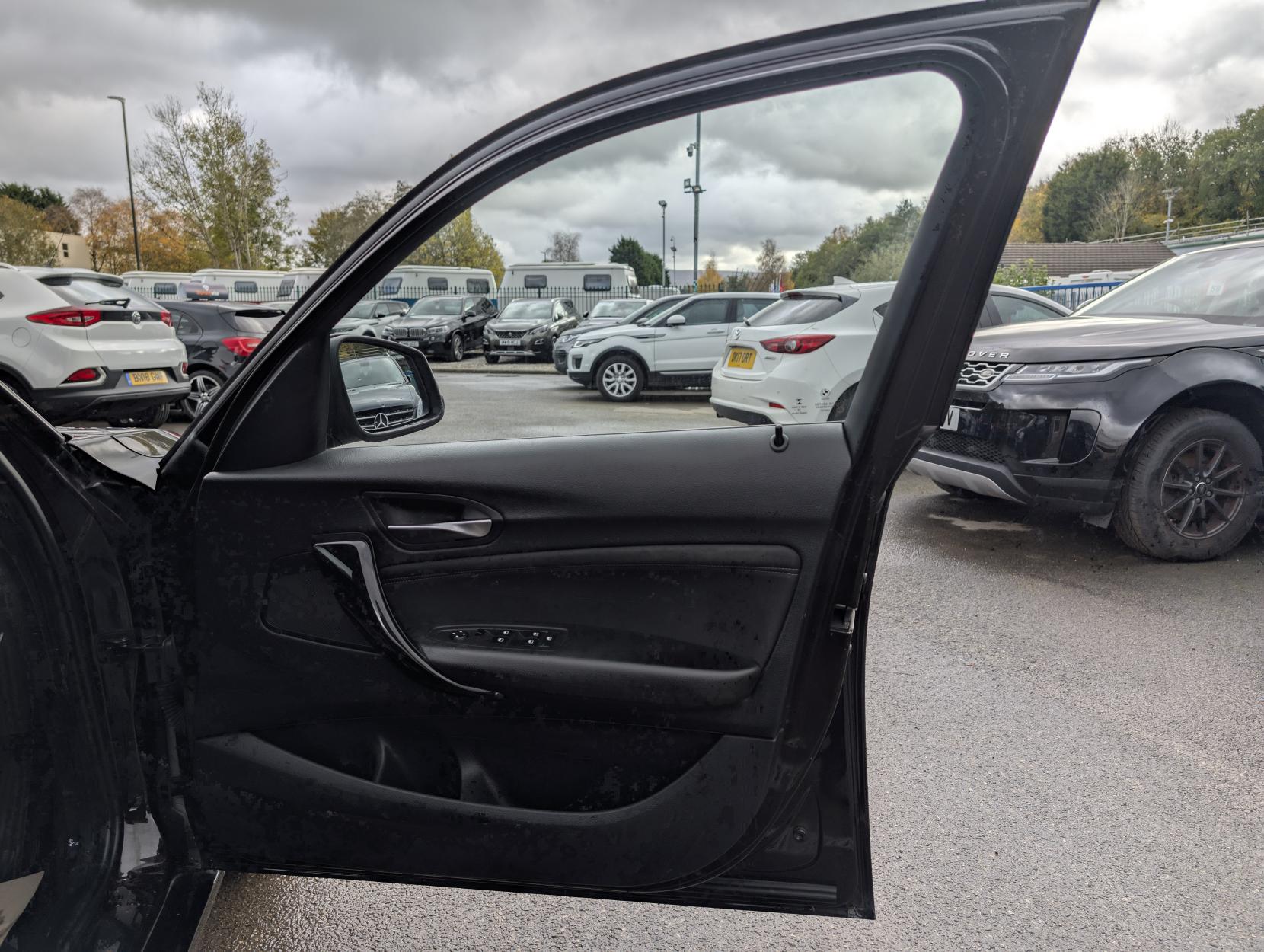 BMW 1 Series 1.5 118i Sport Hatchback 5dr Petrol Manual Euro 6 (s/s) (136 ps)