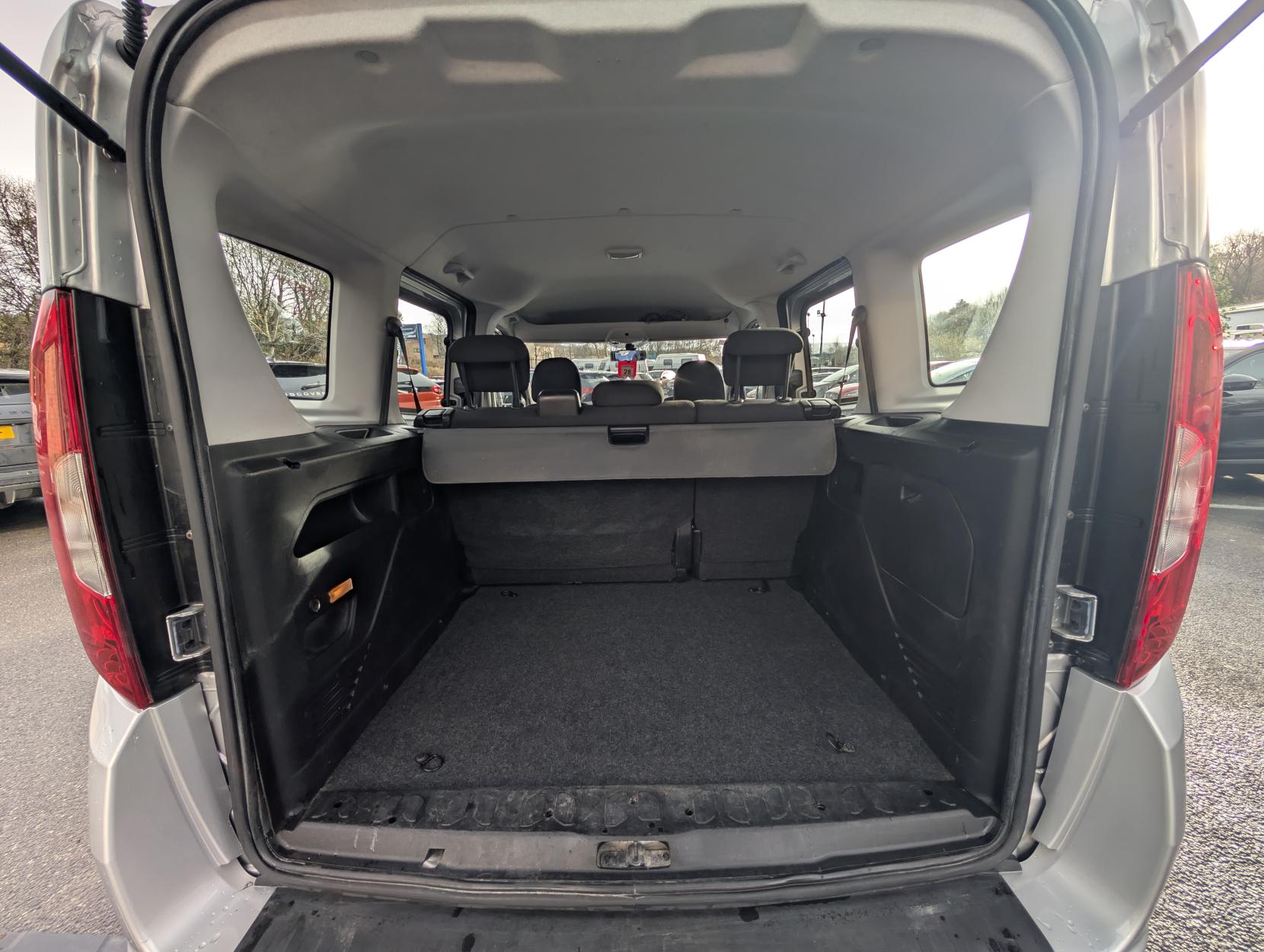 Fiat Doblo 1.6 MultiJet Easy MPV 5dr Diesel Manual Euro 6 (95 ps)