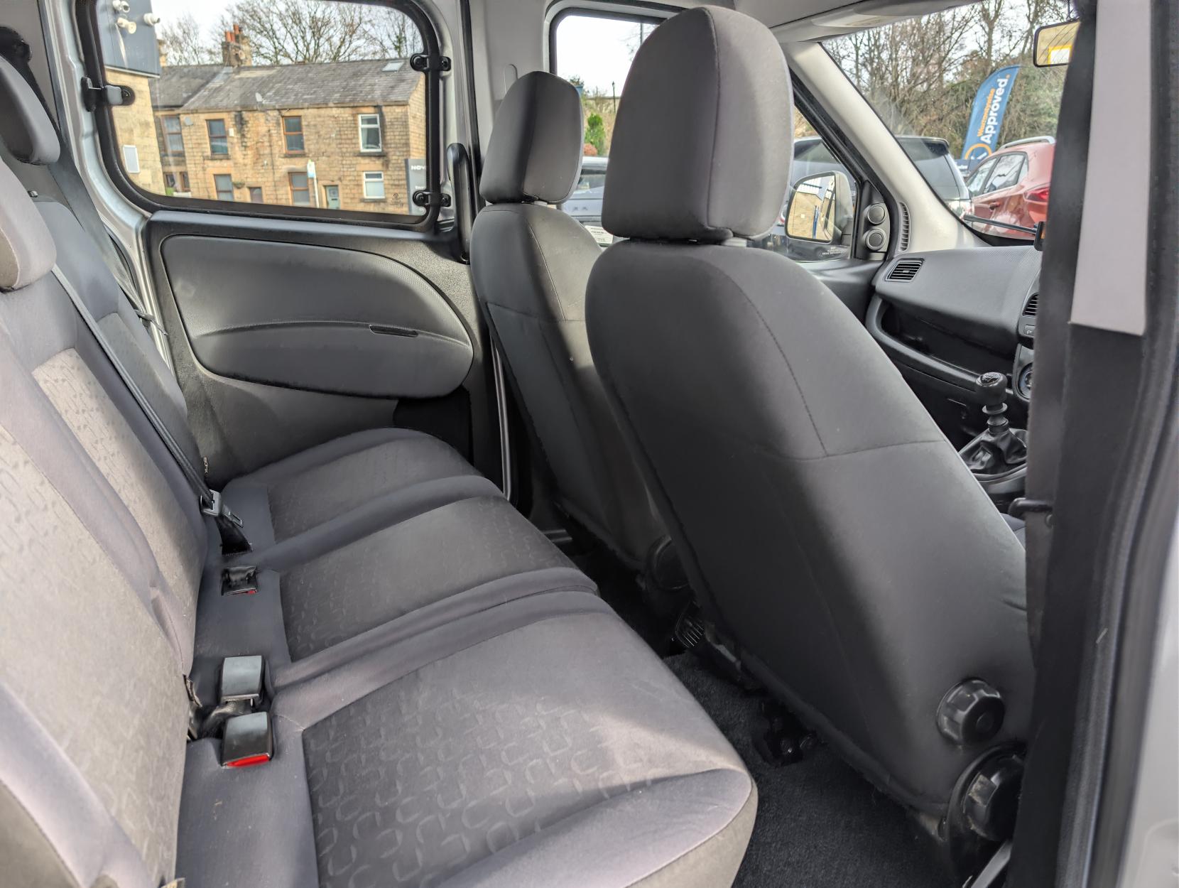 Fiat Doblo 1.6 MultiJet Easy MPV 5dr Diesel Manual Euro 6 (95 ps)