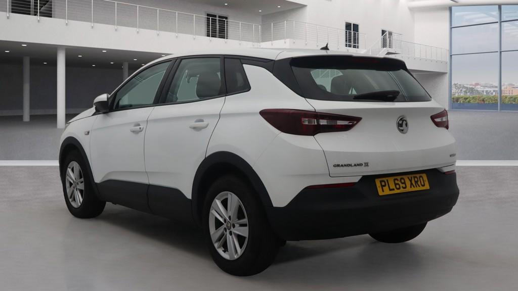 Vauxhall Grandland X 1.2 Turbo GPF SE SUV 5dr Petrol Manual Euro 6 (s/s) (130 ps)