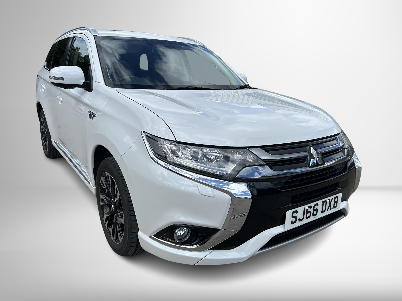 Mitsubishi Outlander 2.0h 12kWh GX4h SUV 5dr Petrol Plug-in Hybrid CVT 4WD Euro 6 (s/s) (200 ps)