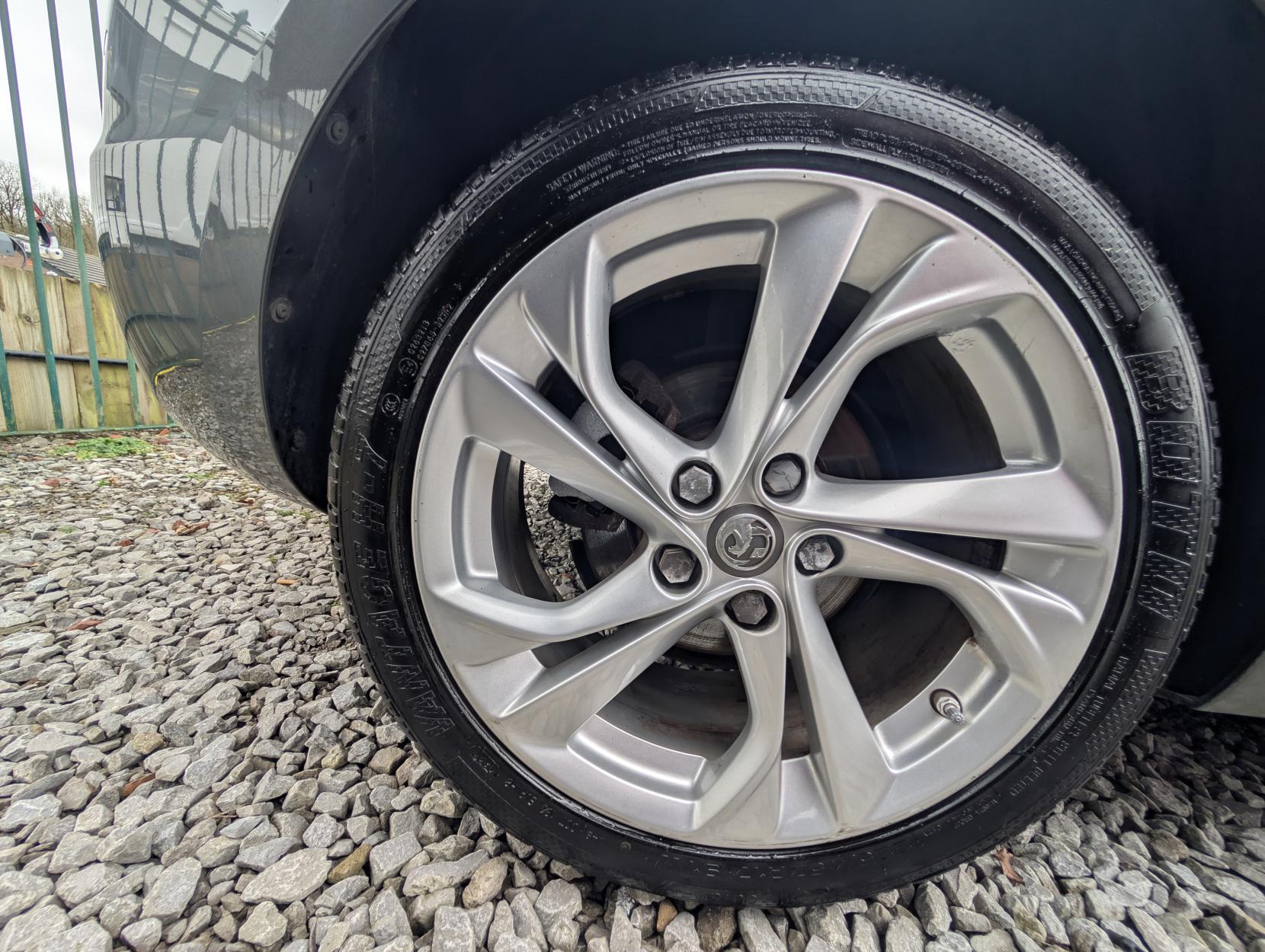 Vauxhall Astra 1.6i Turbo SRi Hatchback 5dr Petrol Manual Euro 6 (s/s) (200 ps)