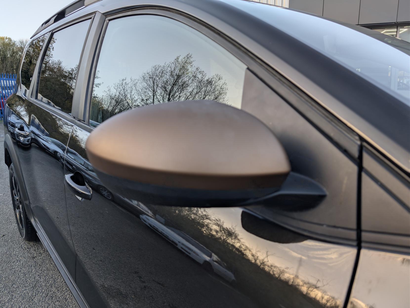 Dacia Jogger 1.0 TCe EXTREME MPV 5dr Petrol Manual Euro 6 (s/s) (110 ps)