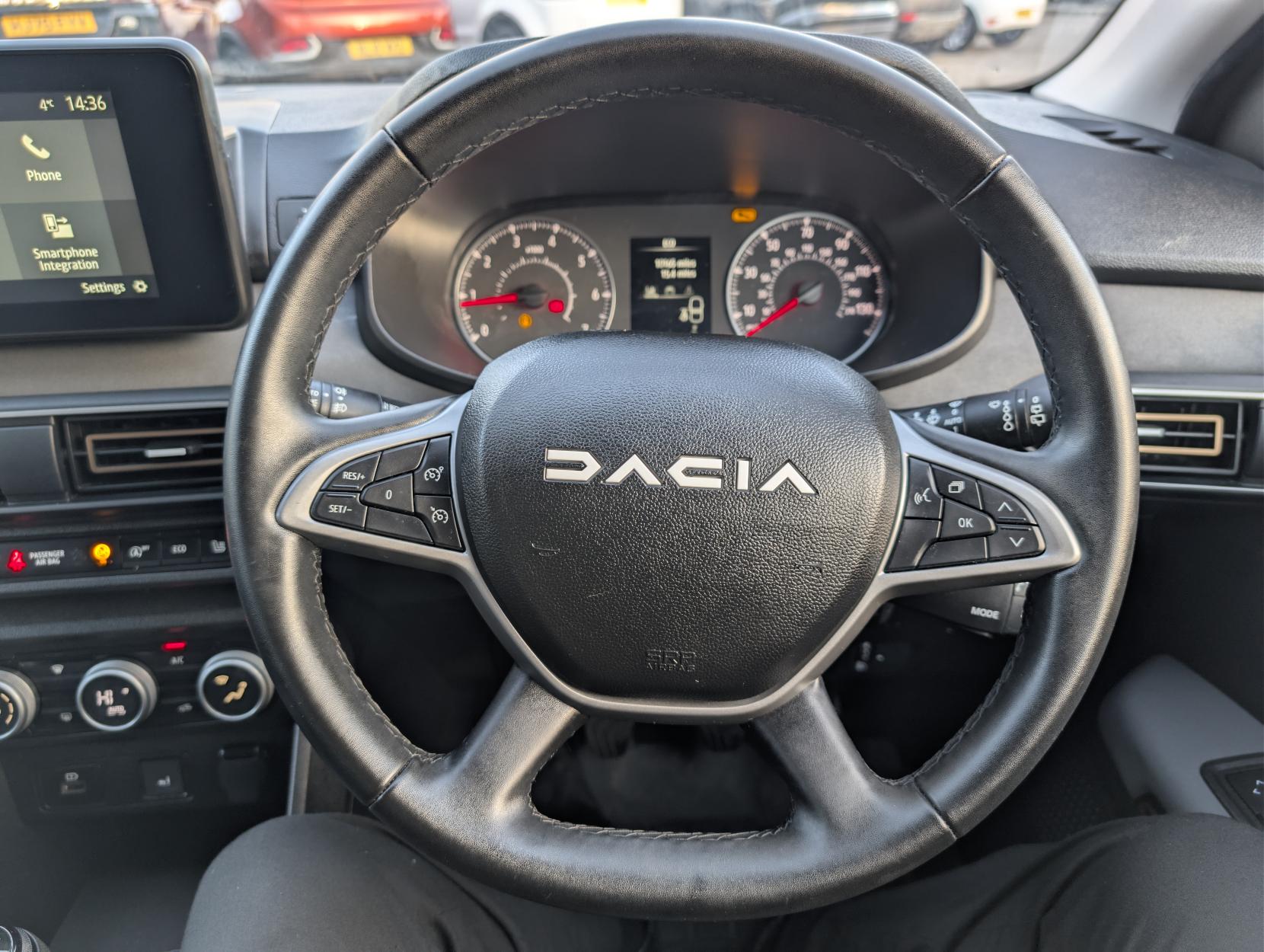 Dacia Jogger 1.0 TCe EXTREME MPV 5dr Petrol Manual Euro 6 (s/s) (110 ps)