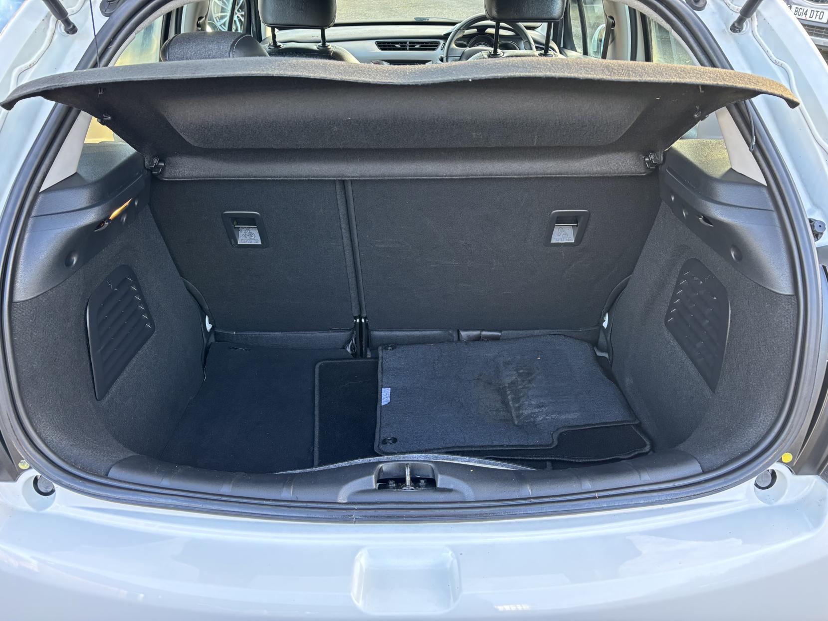 Citroen C3 1.2 PureTech Edition Hatchback 5dr Petrol Manual Euro 6 (82 ps)