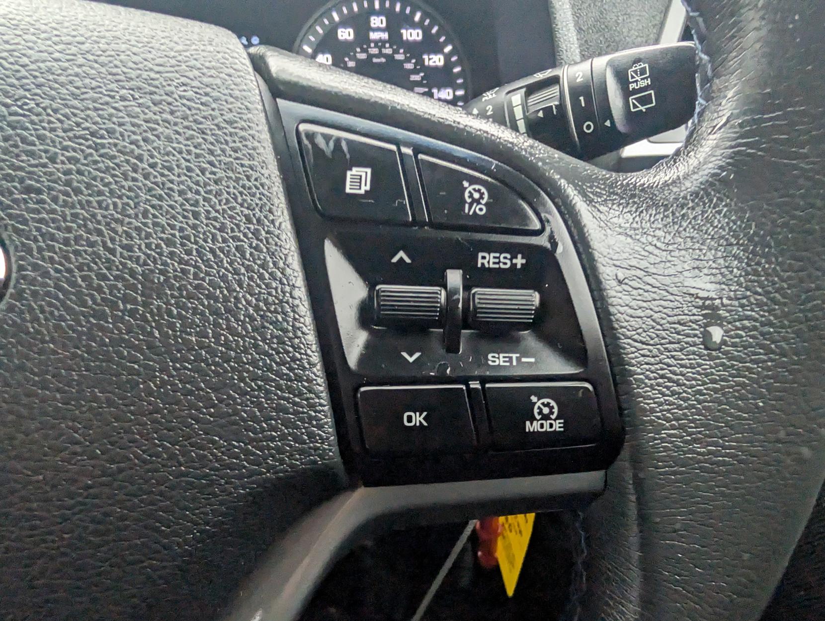 Hyundai TUCSON 1.7 CRDi Blue Drive SE SUV 5dr Diesel Manual Euro 6 (s/s) (116 ps)