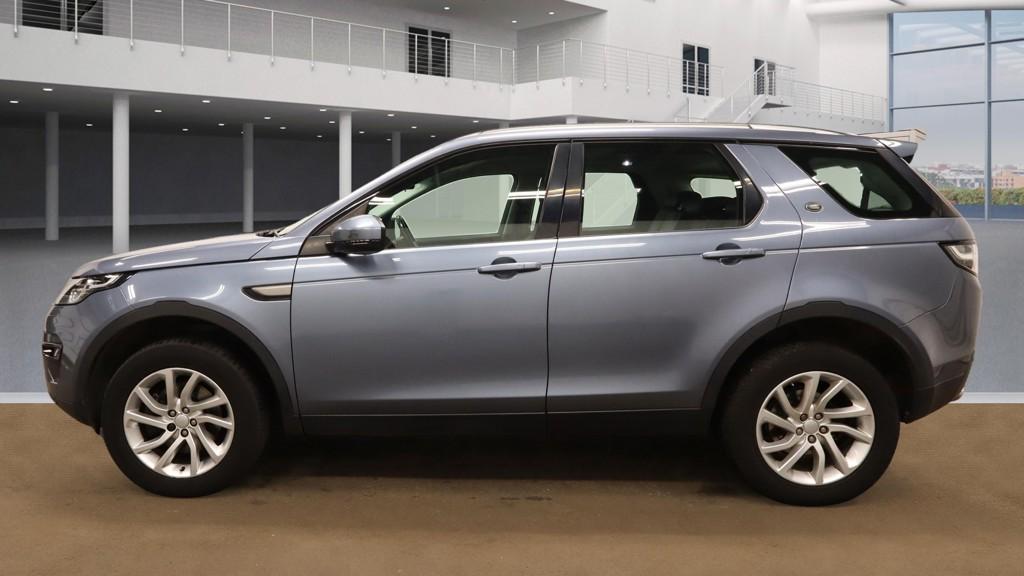 Land Rover Discovery Sport 2.0 TD4 SE Tech SUV 5dr Diesel Manual 4WD Euro 6 (s/s) (180 ps)