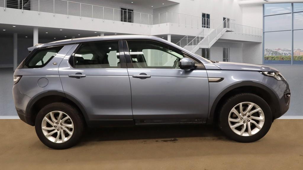 Land Rover Discovery Sport 2.0 TD4 SE Tech SUV 5dr Diesel Manual 4WD Euro 6 (s/s) (180 ps)