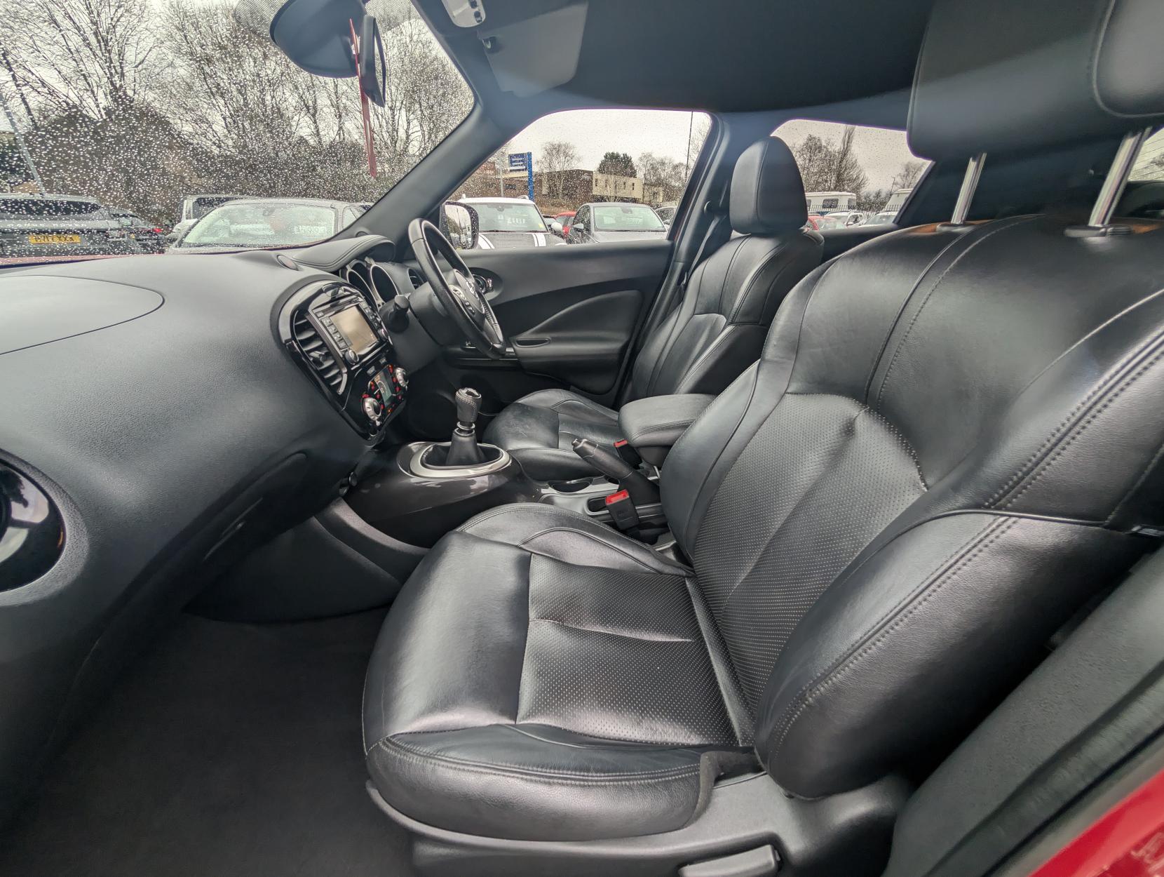 Nissan Juke 1.2 DIG-T Tekna SUV 5dr Petrol Manual Euro 6 (s/s) (115 ps)