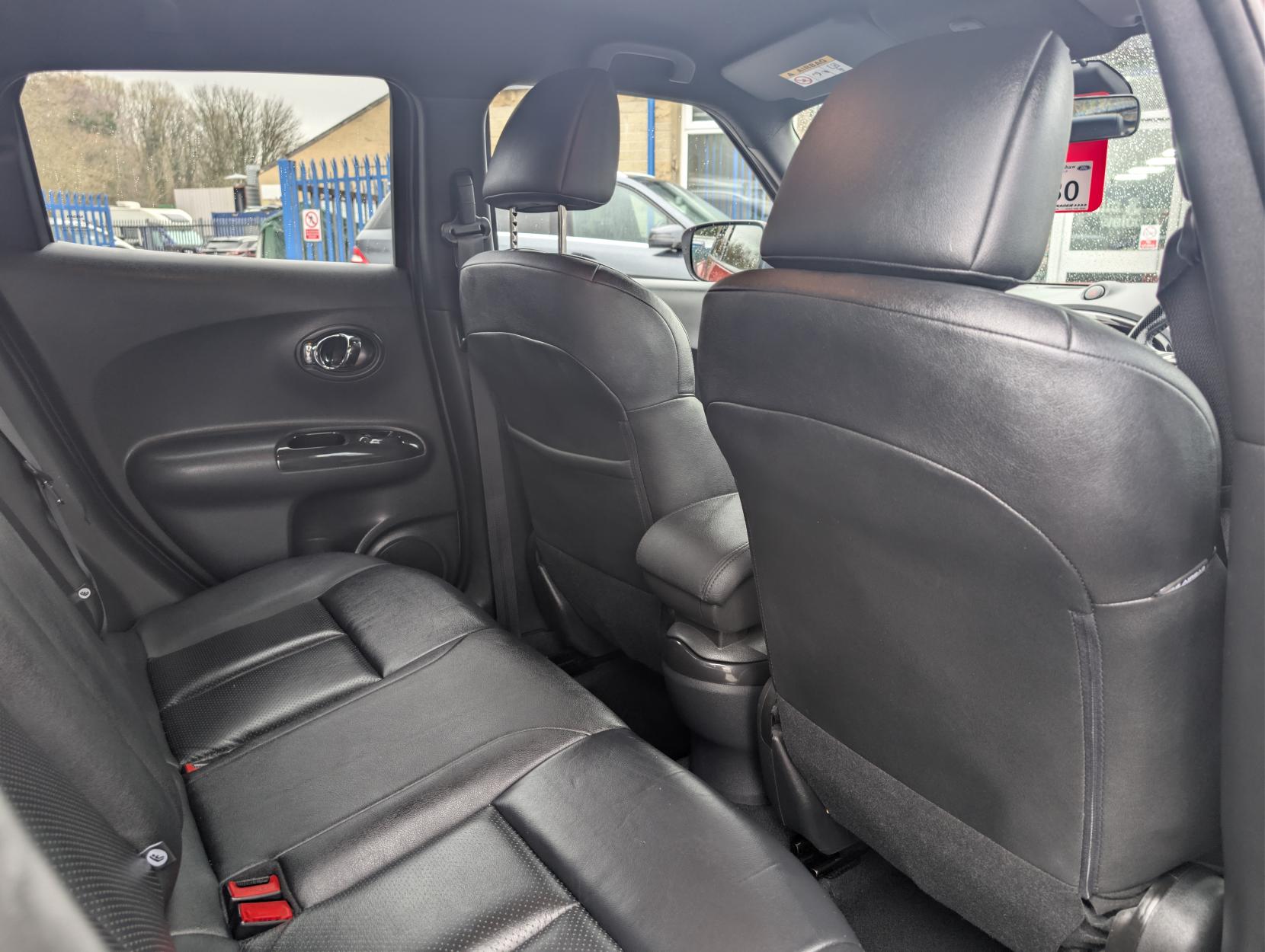 Nissan Juke 1.2 DIG-T Tekna SUV 5dr Petrol Manual Euro 6 (s/s) (115 ps)