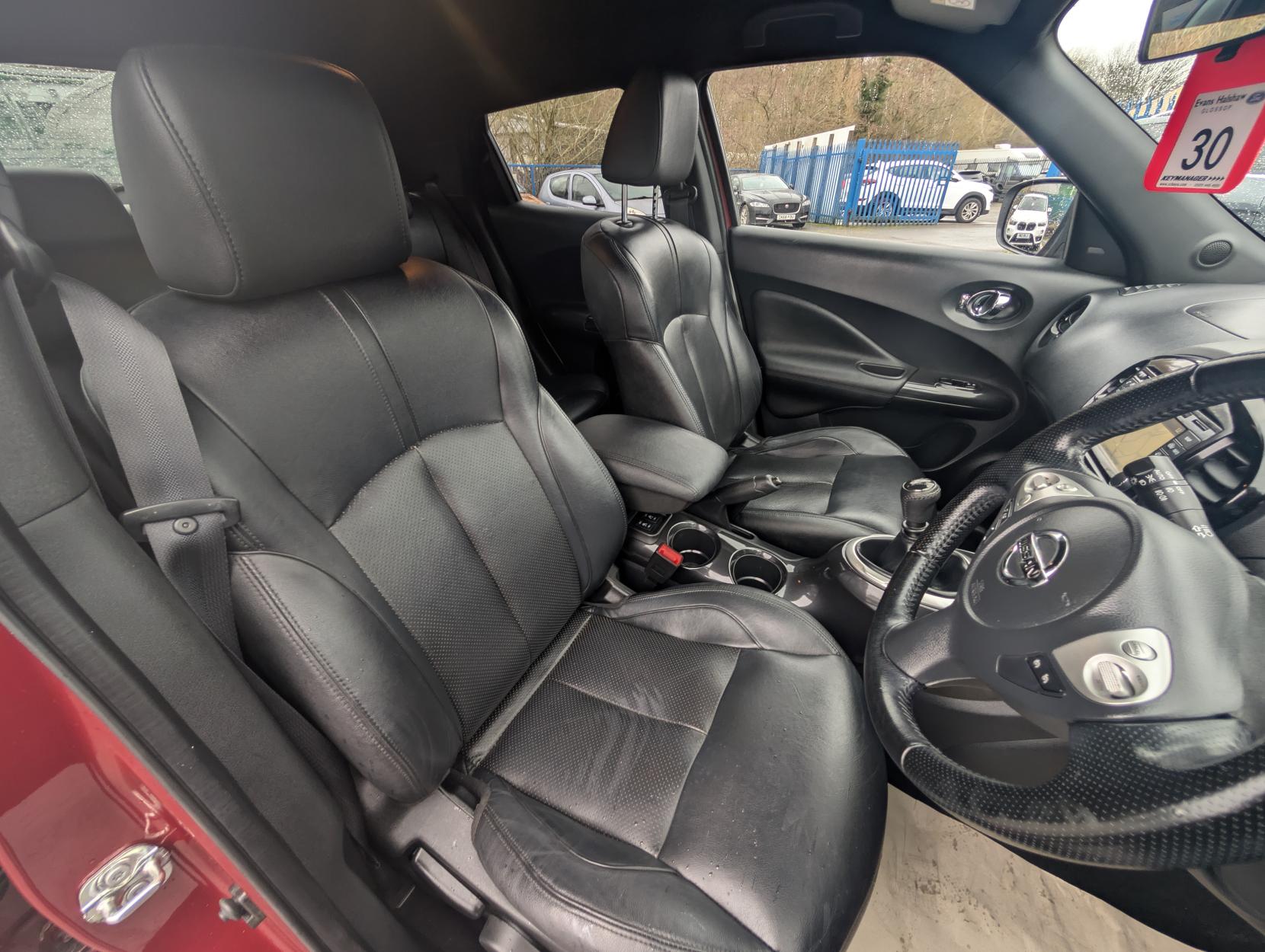 Nissan Juke 1.2 DIG-T Tekna SUV 5dr Petrol Manual Euro 6 (s/s) (115 ps)