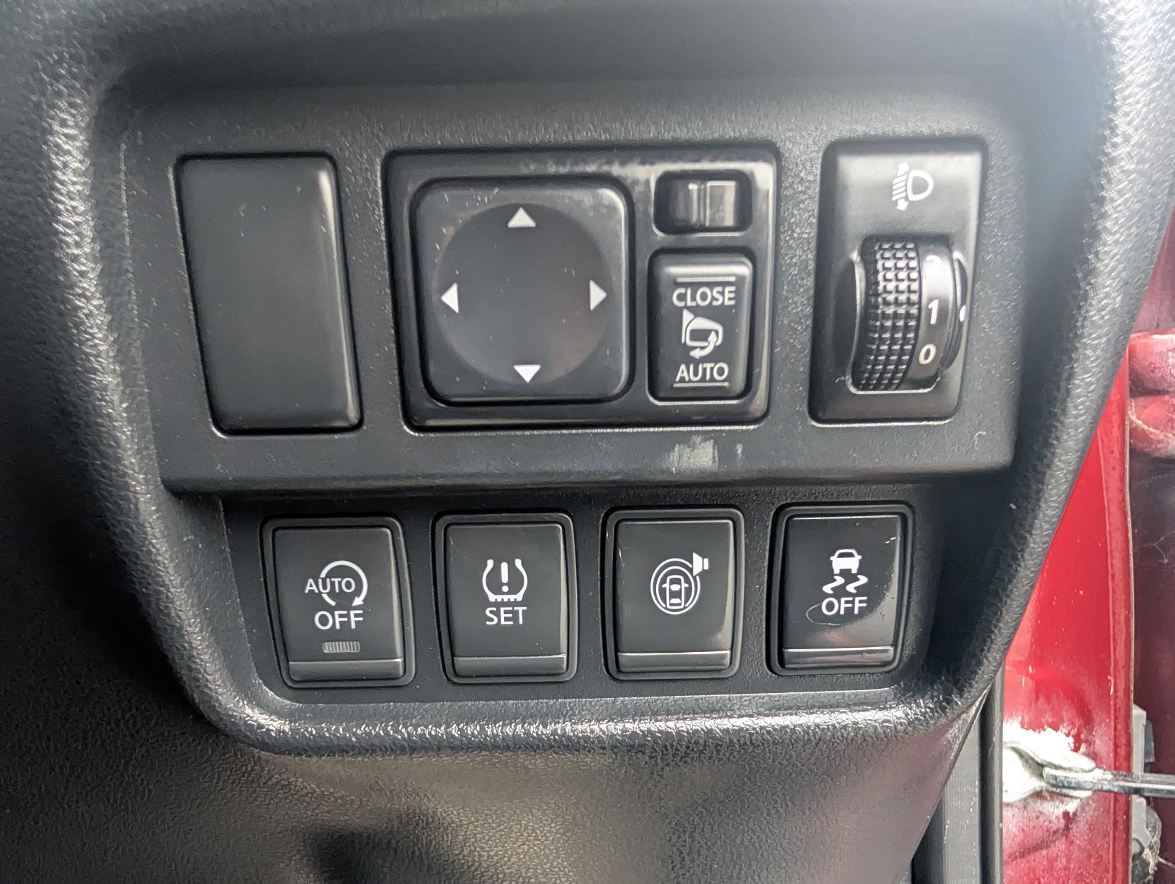 Nissan Juke 1.2 DIG-T Tekna SUV 5dr Petrol Manual Euro 6 (s/s) (115 ps)