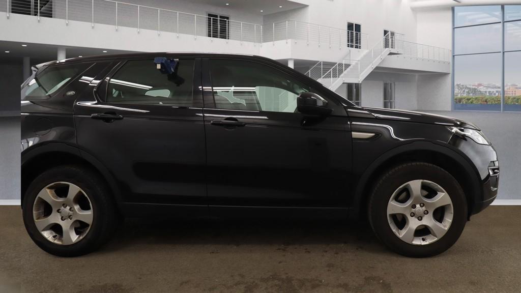 Land Rover Discovery Sport 2.0 eD4 SE Tech SUV 5dr Diesel Manual Euro 6 (s/s) (5 Seat) (150 ps)