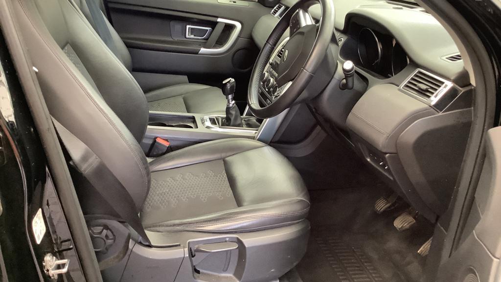 Land Rover Discovery Sport 2.0 eD4 SE Tech SUV 5dr Diesel Manual Euro 6 (s/s) (5 Seat) (150 ps)