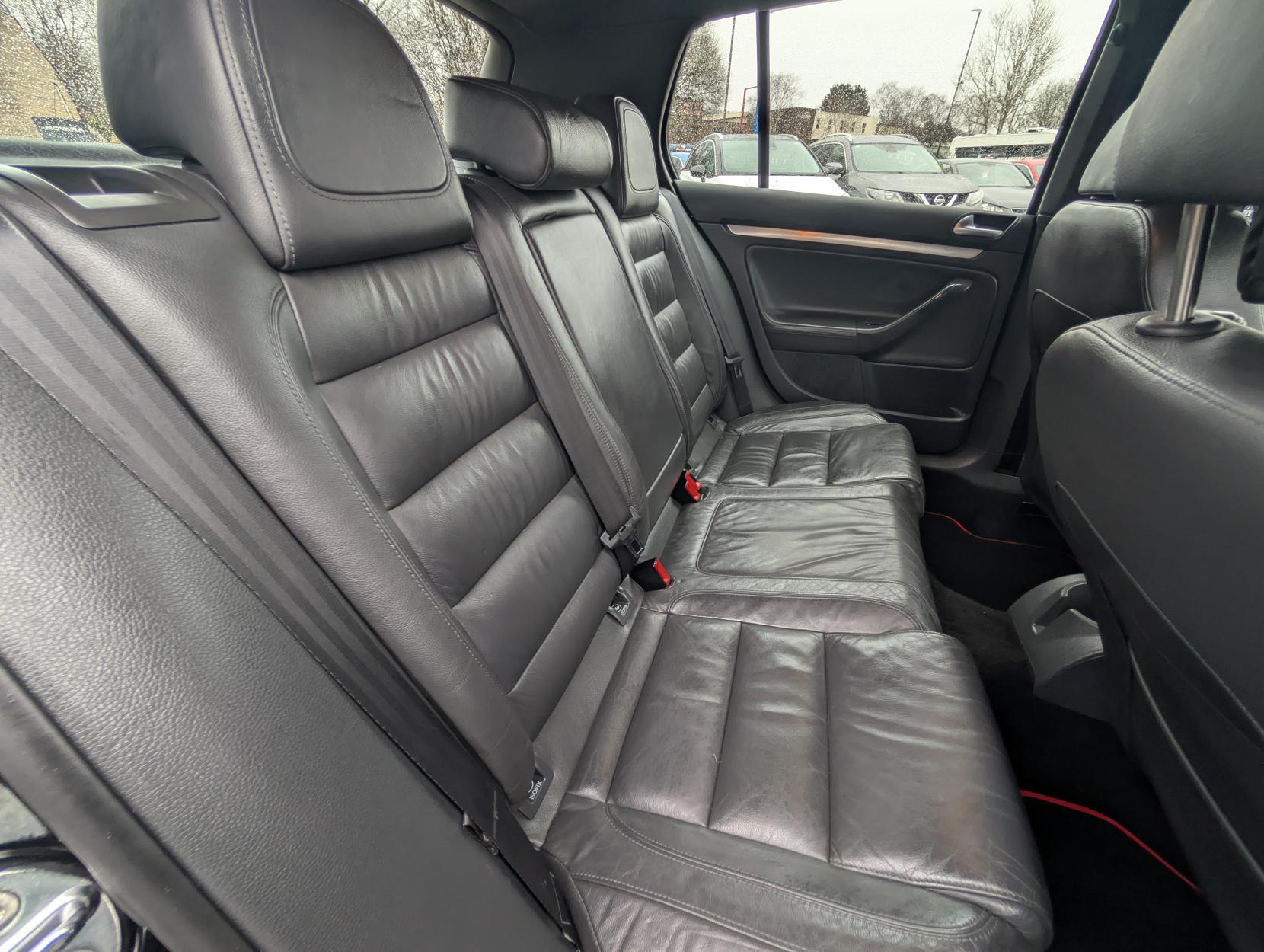 Volkswagen Golf 2.0 TFSI GTI Hatchback 5dr Petrol Manual (189 g/km, 198 bhp)