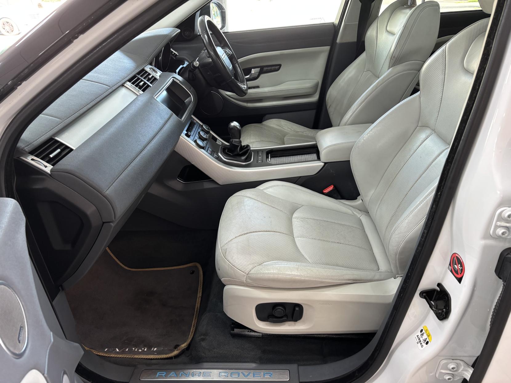 Land Rover Range Rover Evoque 2.0 TD4 HSE Dynamic SUV 5dr Diesel Manual 4WD Euro 6 (s/s) (180 ps)