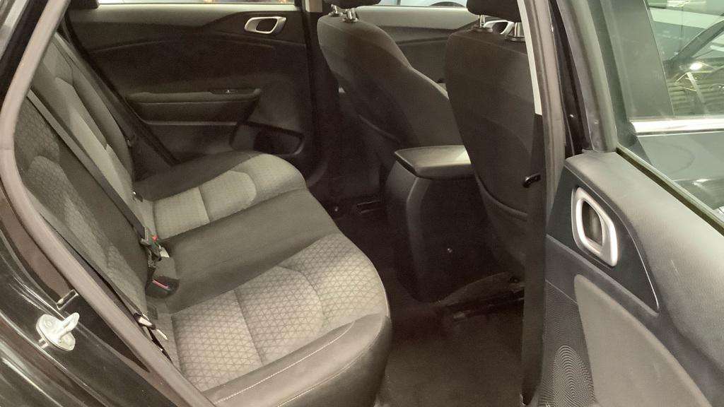 Kia Ceed 1.6 CRDi MHEV 2 Hatchback 5dr Diesel Hybrid Manual Euro 6 (s/s) (134 bhp)