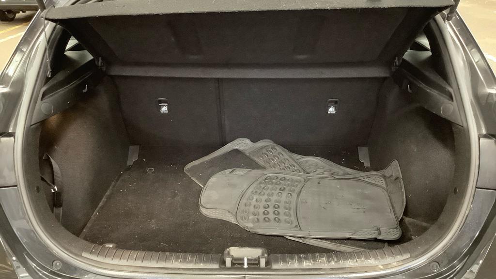 Kia Ceed 1.6 CRDi MHEV 2 Hatchback 5dr Diesel Hybrid Manual Euro 6 (s/s) (134 bhp)