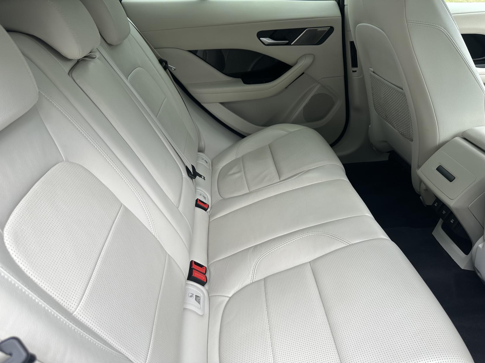 Jaguar I-PACE 400 90kWh SE SUV 5dr Electric Auto 4WD (400 ps)