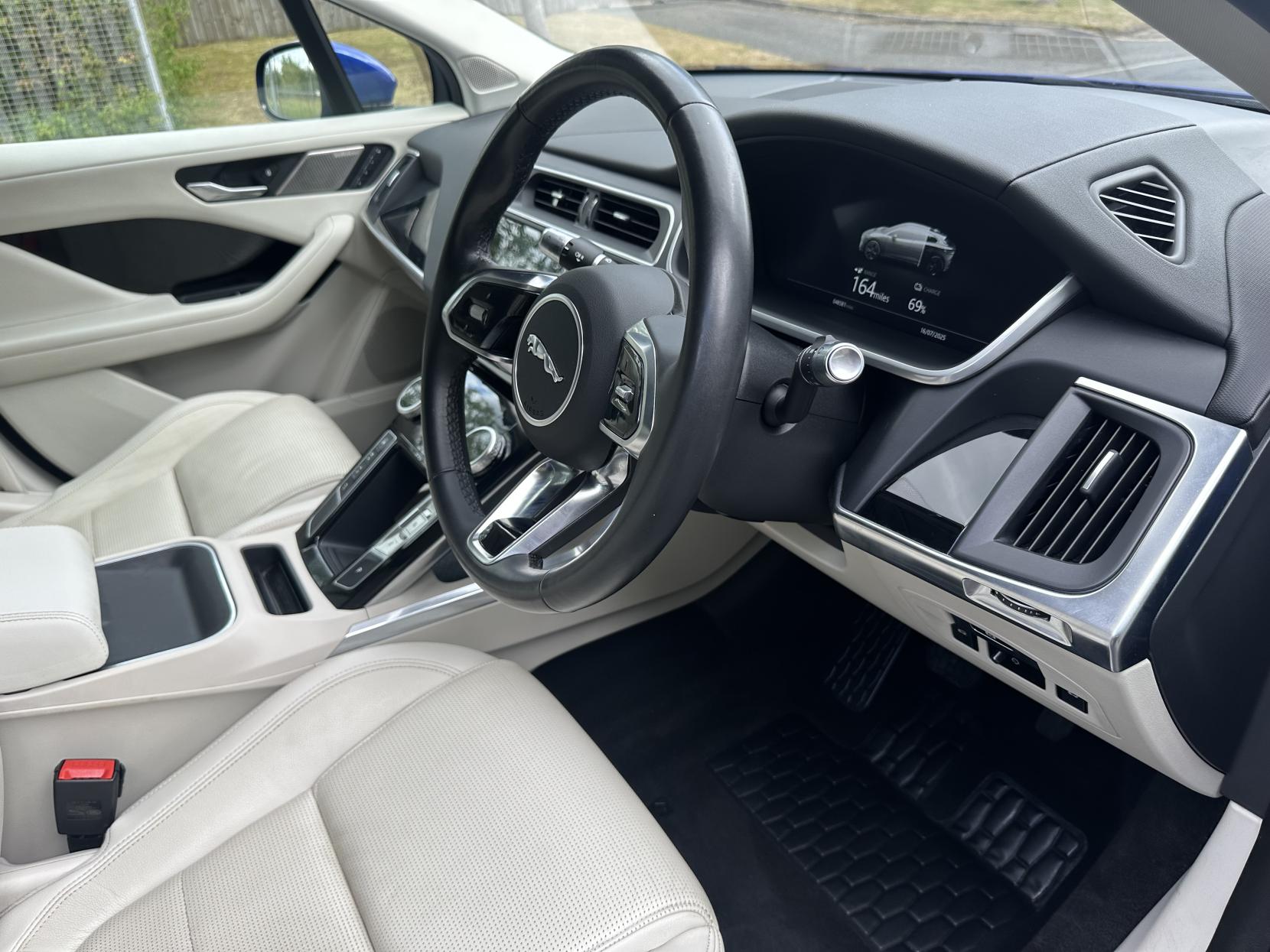 Jaguar I-PACE 400 90kWh SE SUV 5dr Electric Auto 4WD (400 ps)