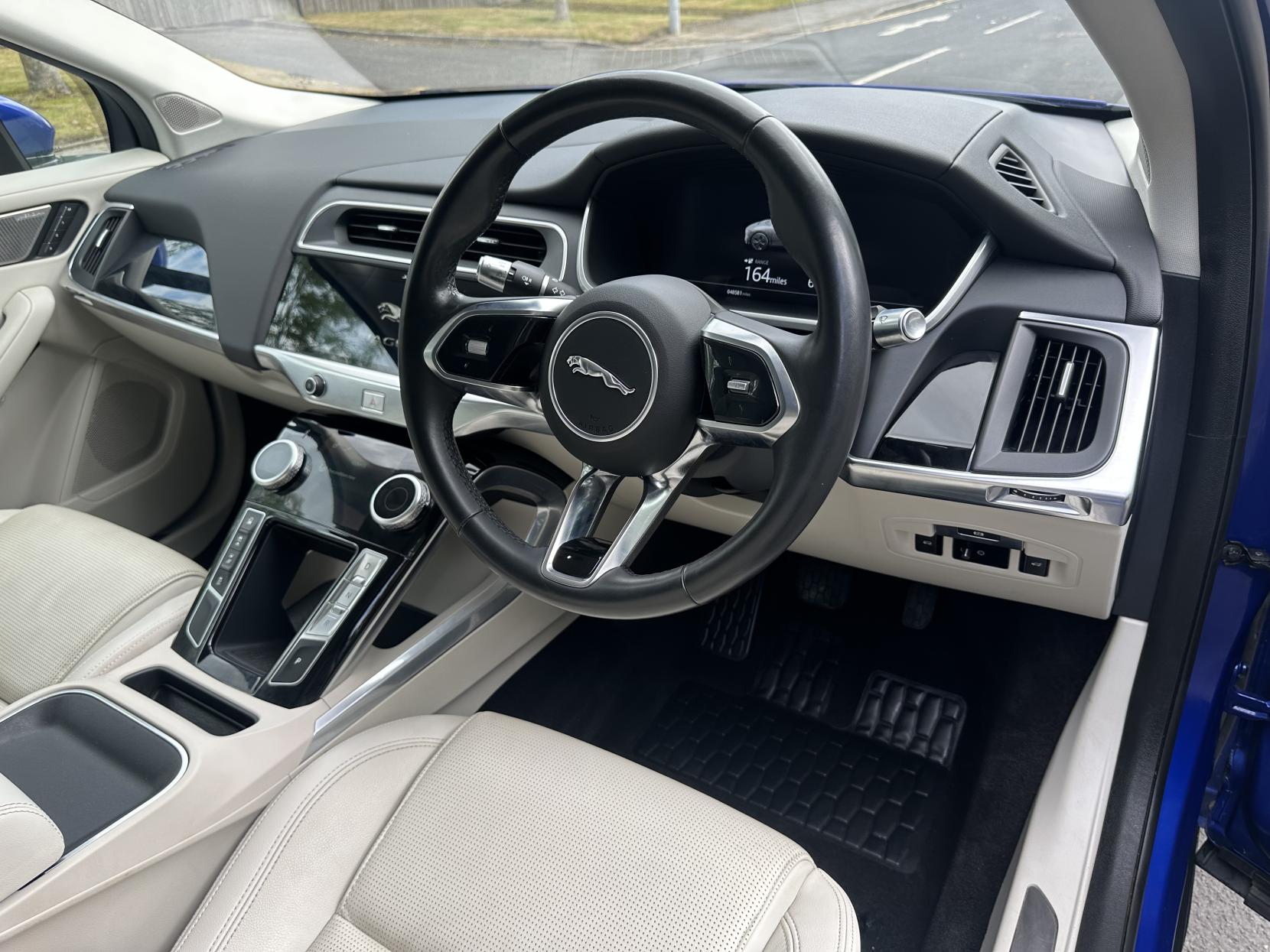 Jaguar I-PACE 400 90kWh SE SUV 5dr Electric Auto 4WD (400 ps)