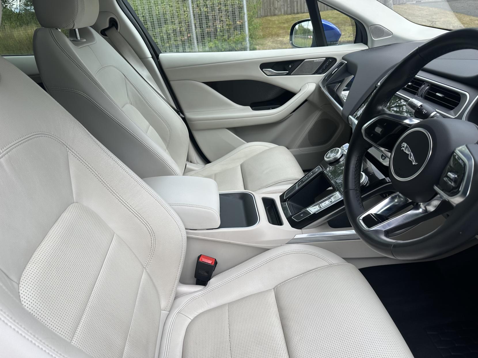 Jaguar I-PACE 400 90kWh SE SUV 5dr Electric Auto 4WD (400 ps)
