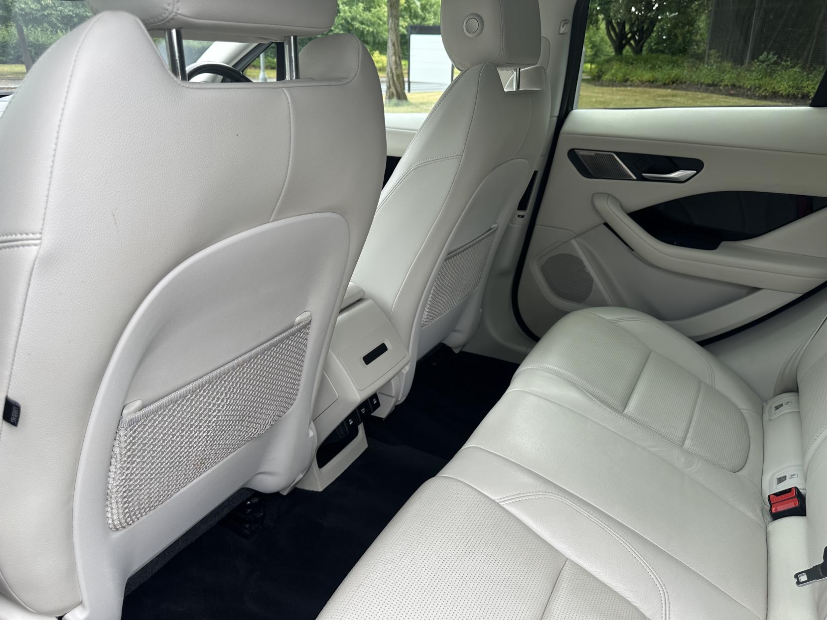 Jaguar I-PACE 400 90kWh SE SUV 5dr Electric Auto 4WD (400 ps)