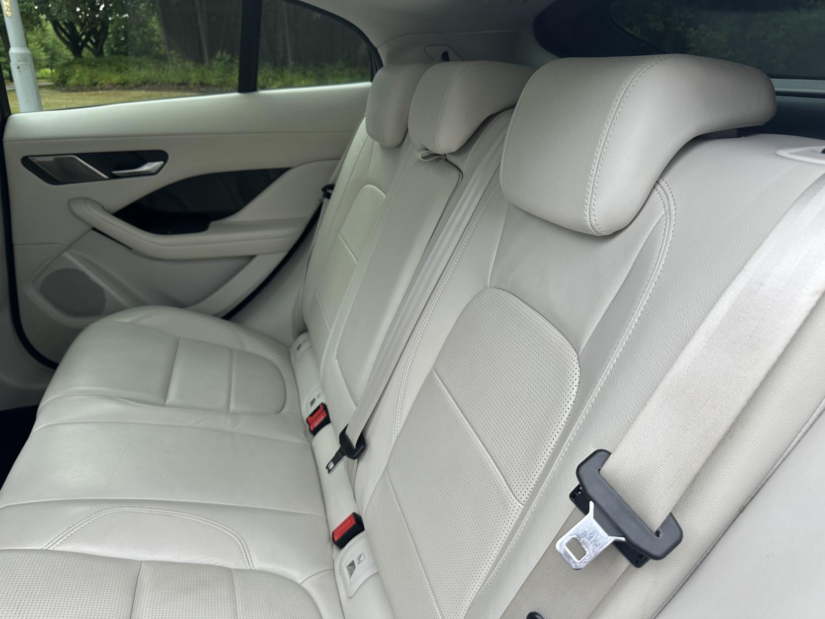 Jaguar I-PACE 400 90kWh SE SUV 5dr Electric Auto 4WD (400 ps)