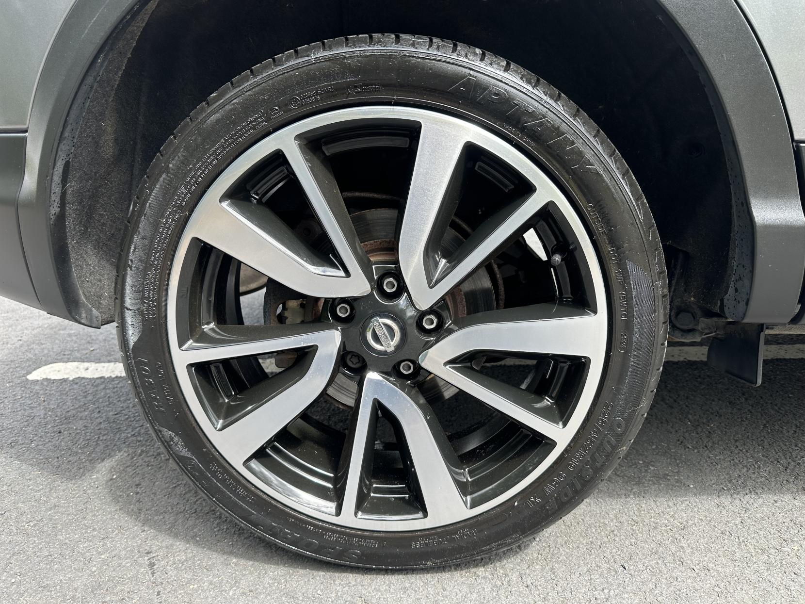 Nissan Qashqai 1.5 dCi Tekna SUV 5dr Diesel Manual 2WD Euro 6 (s/s) (110 ps)