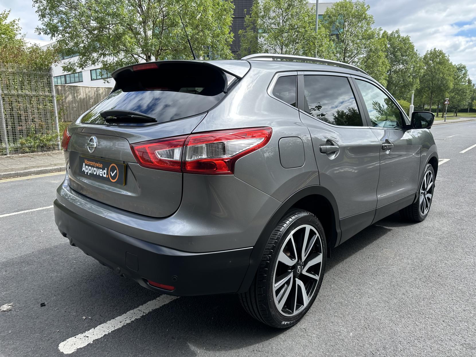 Nissan Qashqai 1.5 dCi Tekna SUV 5dr Diesel Manual 2WD Euro 6 (s/s) (110 ps)