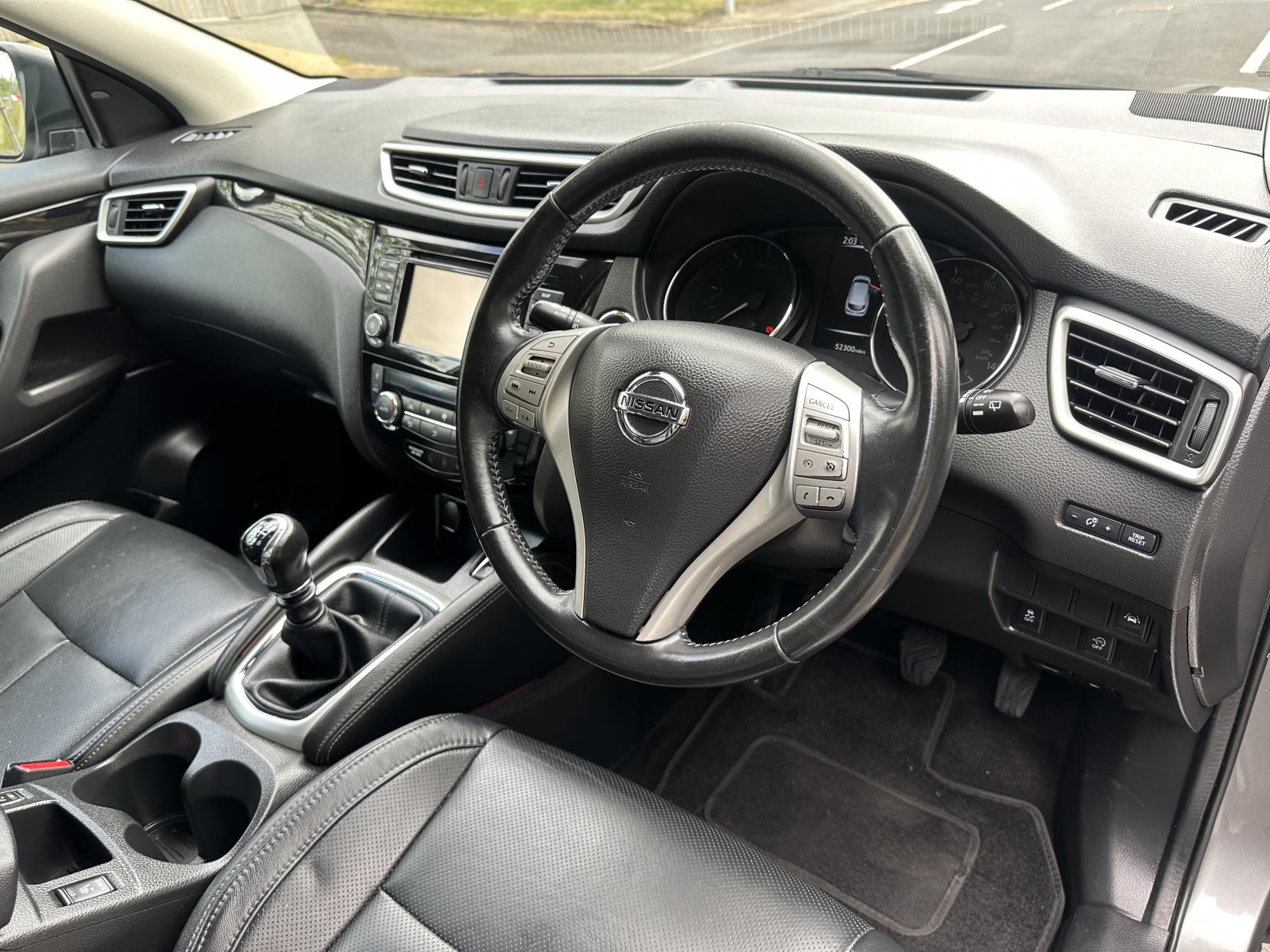 Nissan Qashqai 1.5 dCi Tekna SUV 5dr Diesel Manual 2WD Euro 6 (s/s) (110 ps)