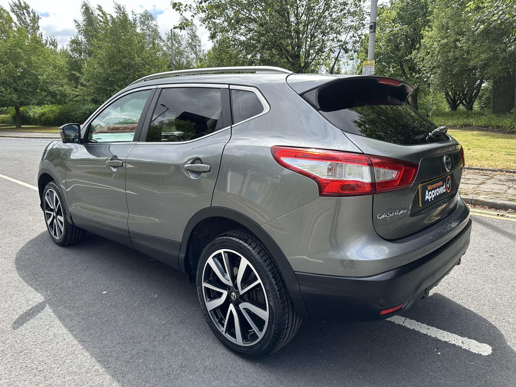 Nissan Qashqai 1.5 dCi Tekna SUV 5dr Diesel Manual 2WD Euro 6 (s/s) (110 ps)