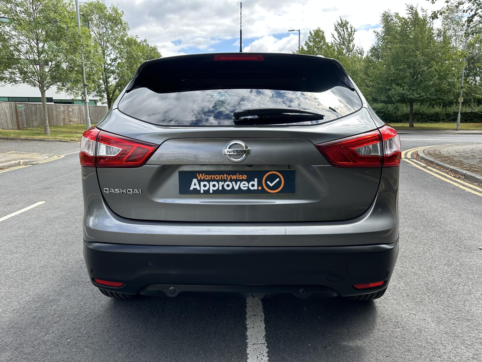 Nissan Qashqai 1.5 dCi Tekna SUV 5dr Diesel Manual 2WD Euro 6 (s/s) (110 ps)