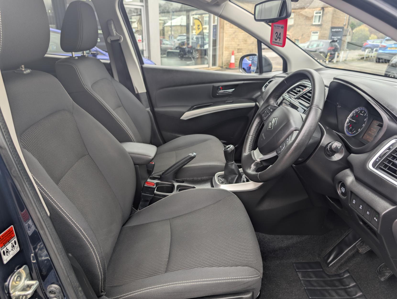 Suzuki SX4 S-Cross 1.0 Boosterjet SZ-T SUV 5dr Petrol Manual Euro 6 (111 ps)