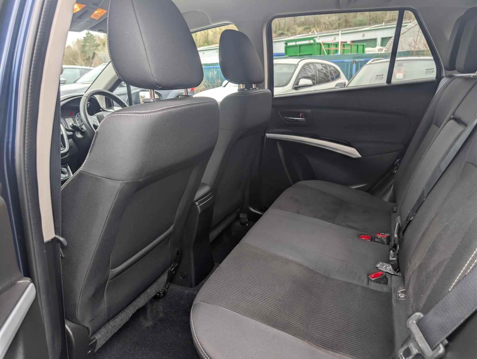 Suzuki SX4 S-Cross 1.0 Boosterjet SZ-T SUV 5dr Petrol Manual Euro 6 (111 ps)