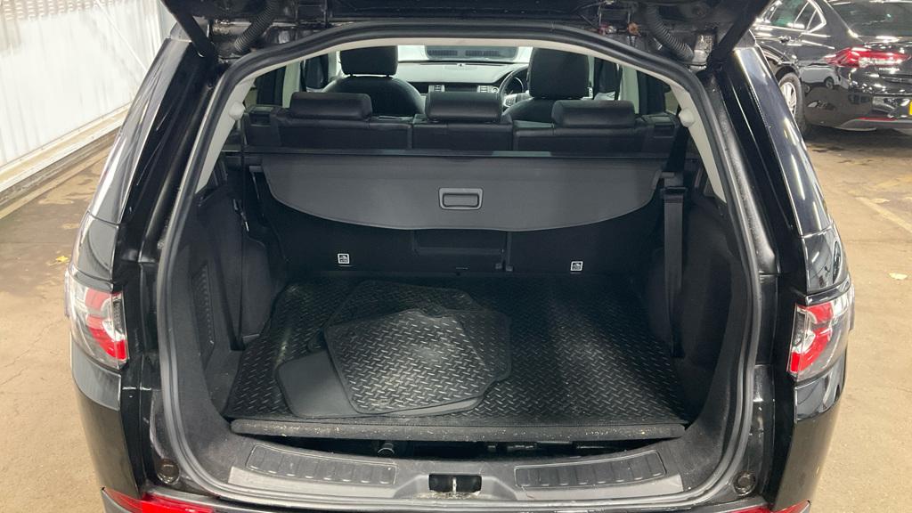 Land Rover Discovery Sport 2.0 TD4 SE Tech SUV 5dr Diesel Auto 4WD Euro 6 (s/s) (180 ps)