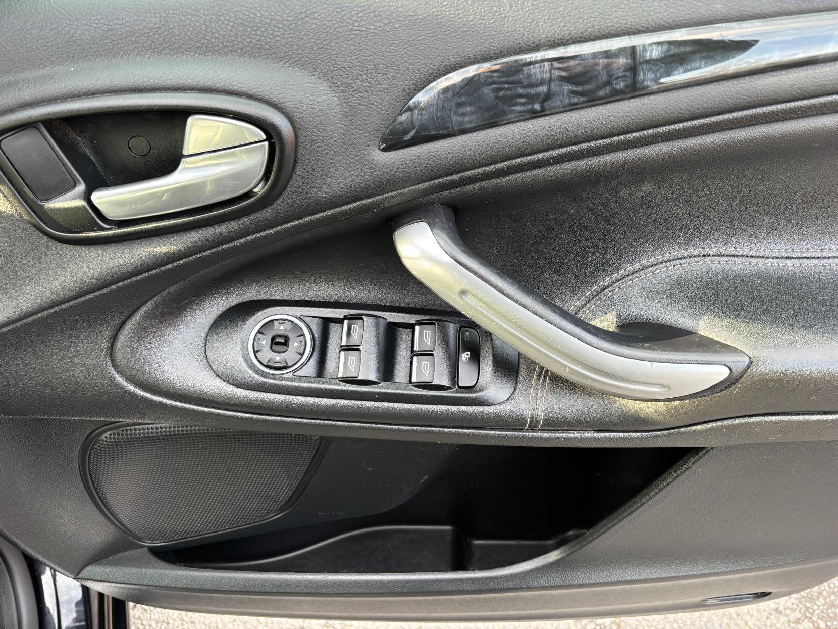 Ford Galaxy 2.0 TDCi Titanium X MPV 5dr Diesel Powershift Euro 5 (163 ps)