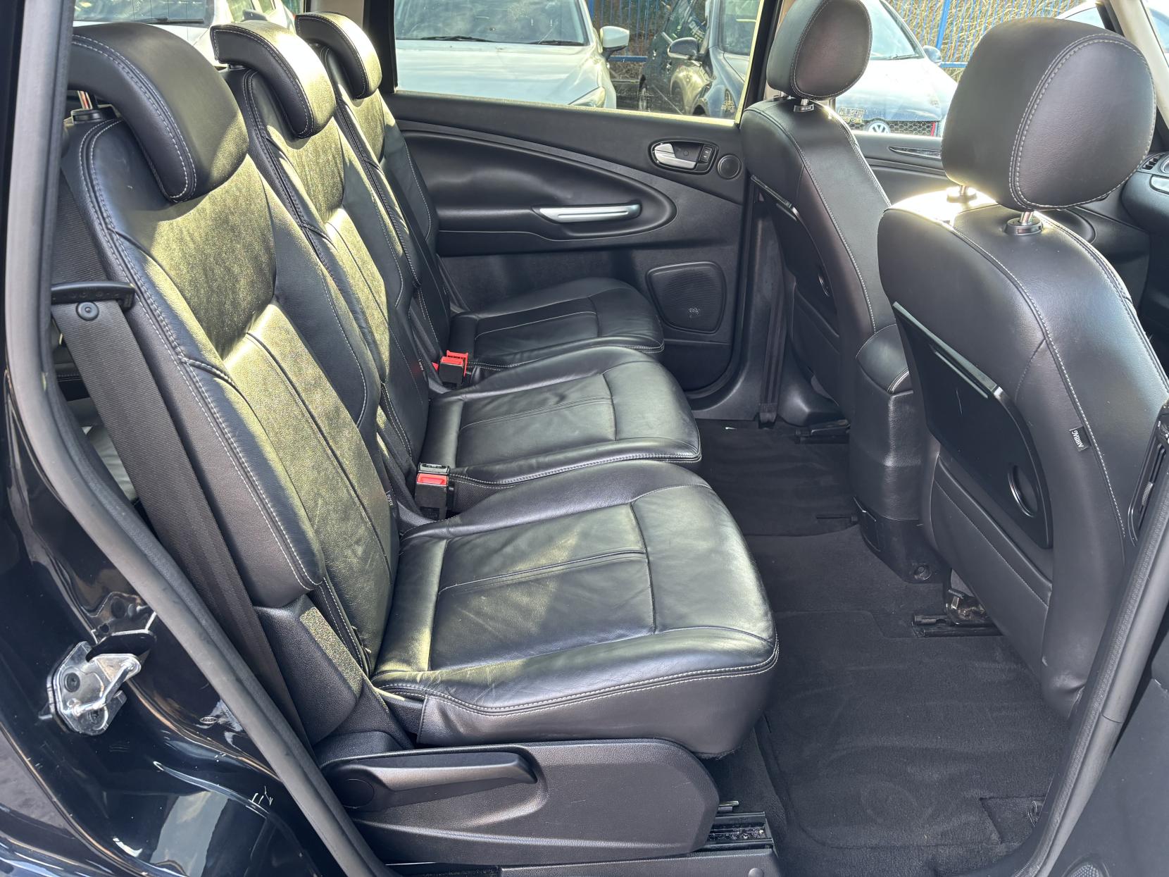 Ford Galaxy 2.0 TDCi Titanium X MPV 5dr Diesel Powershift Euro 5 (163 ps)