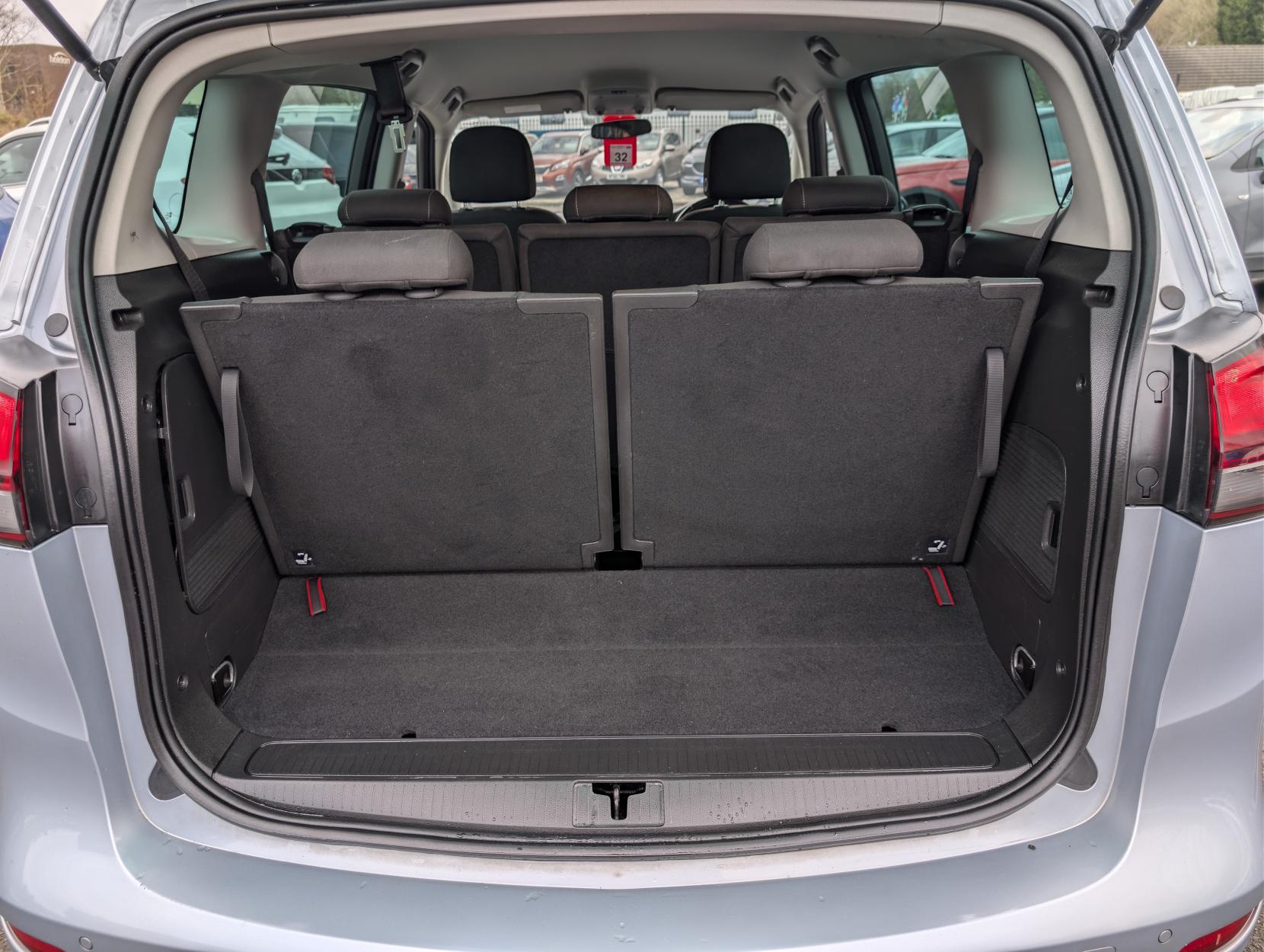 Vauxhall Zafira Tourer 1.4i Turbo SRi MPV 5dr Petrol Manual Euro 6 (140 ps)