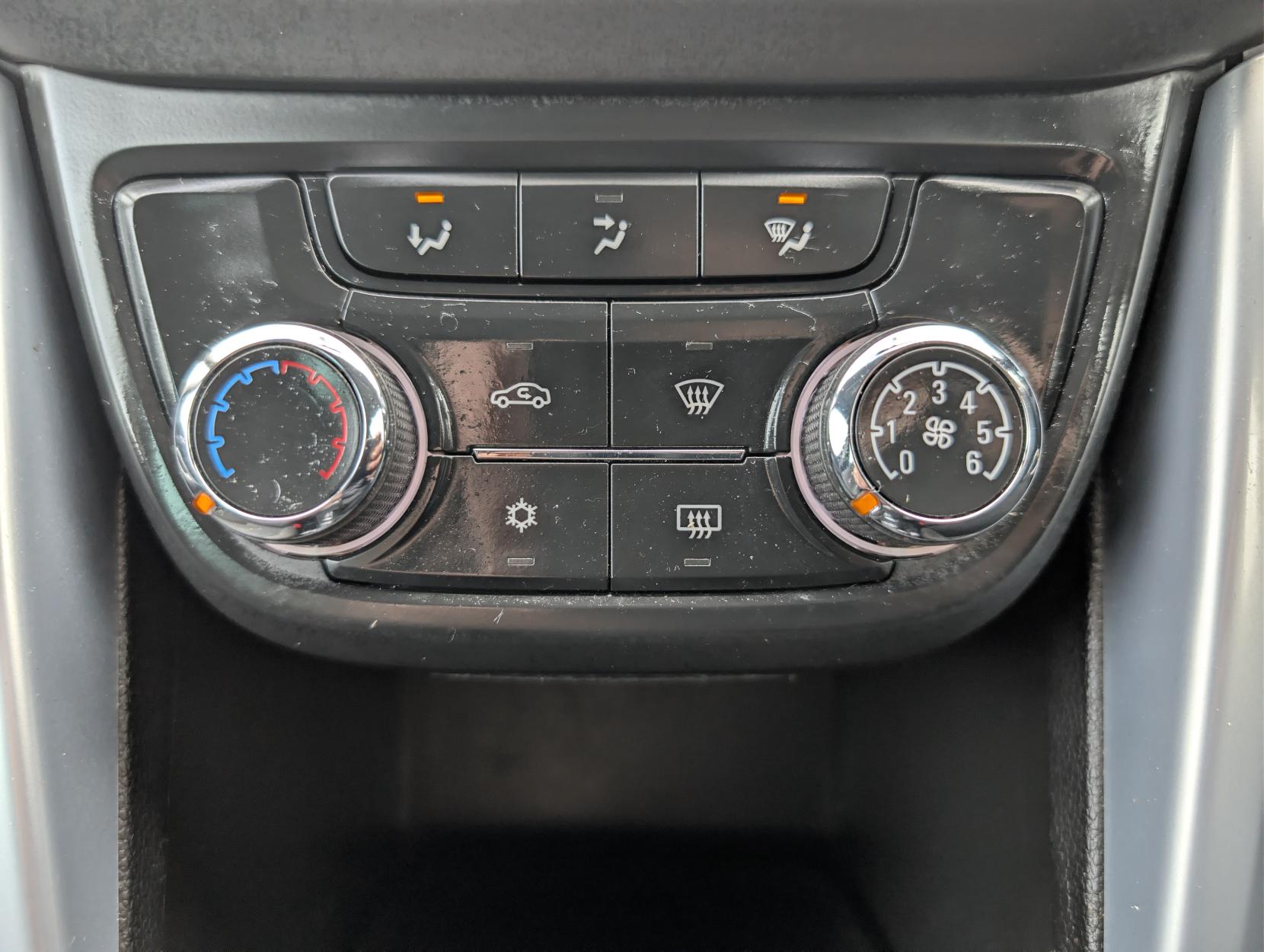 Vauxhall Zafira Tourer 1.4i Turbo SRi MPV 5dr Petrol Manual Euro 6 (140 ps)