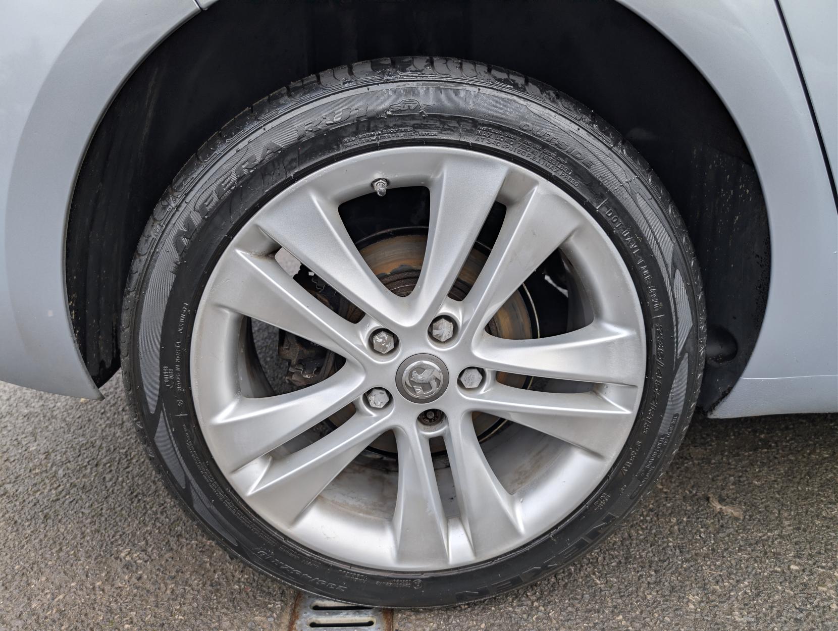 Vauxhall Zafira Tourer 1.4i Turbo SRi MPV 5dr Petrol Manual Euro 6 (140 ps)